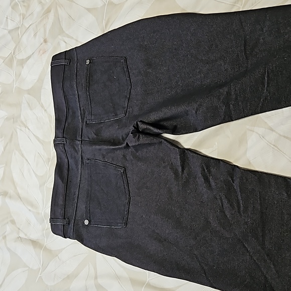 Woman Jean - Picture 3 of 3